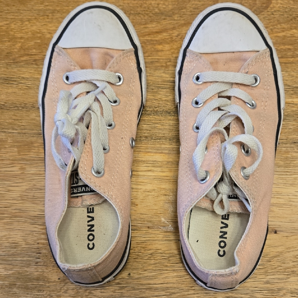 Girls Converse Pink Canvas Sneakers Size US 1